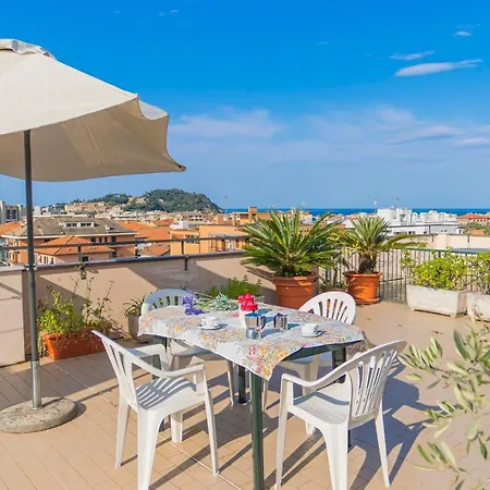 124 - Casa Con Terrazza Sestri- 15minuti A Piedi Dal Centro * سيستري ليفانتي