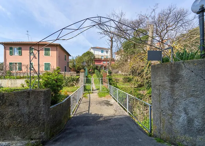 124 - Casa Con Terrazza Sestri- 15minuti A Piedi Dal Centro Lejlighed *