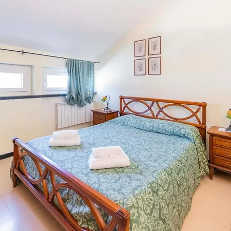 124 - Casa Con Terrazza Sestri- 15minuti A Piedi Dal Centro Apartment *