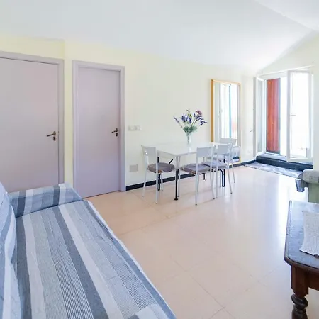 124 - Casa Con Terrazza Sestri- 15minuti A Piedi Dal Centro Apartment