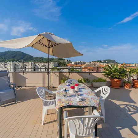 Apartment 124 - Casa Con Terrazza Sestri- 15minuti A Piedi Dal Centro